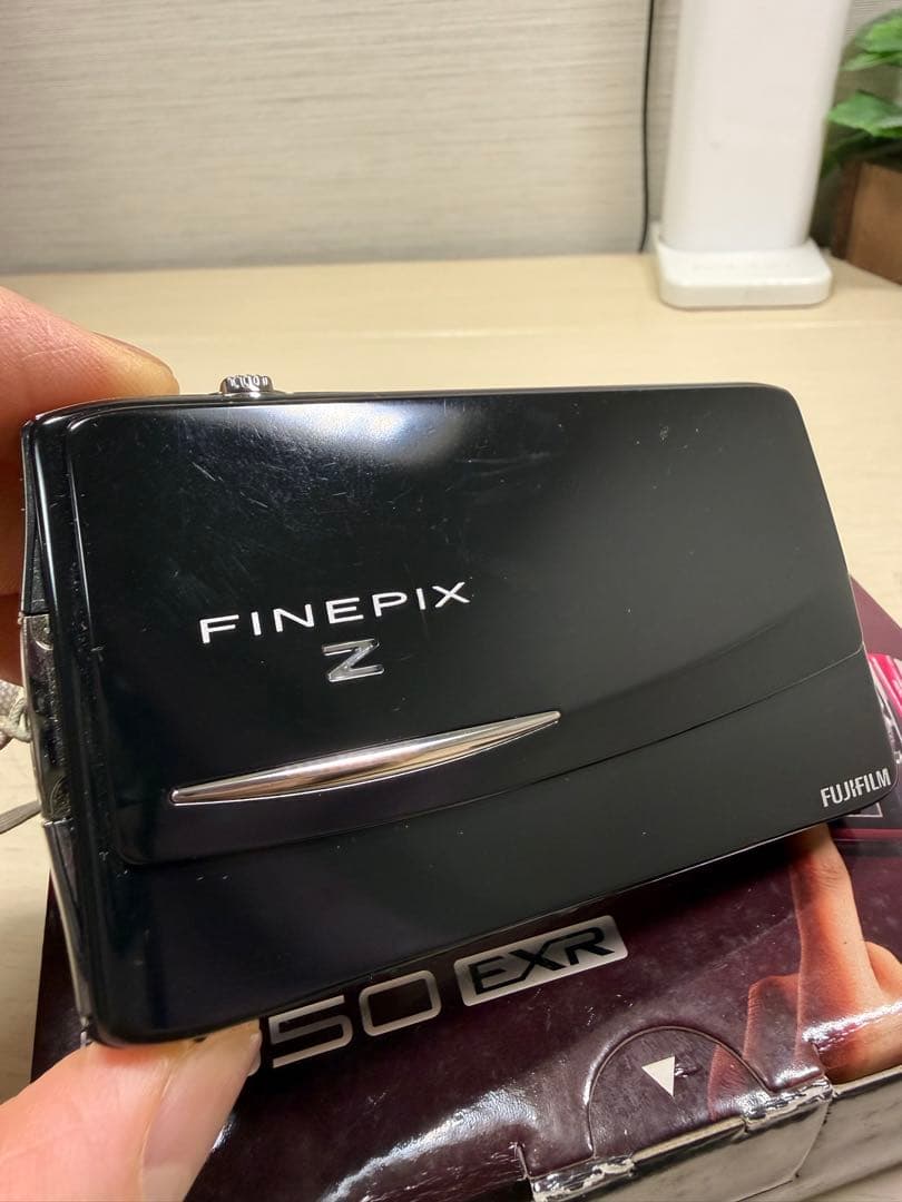 FUJIFILM FINEPIX Z950 EXR 富士フイルム
