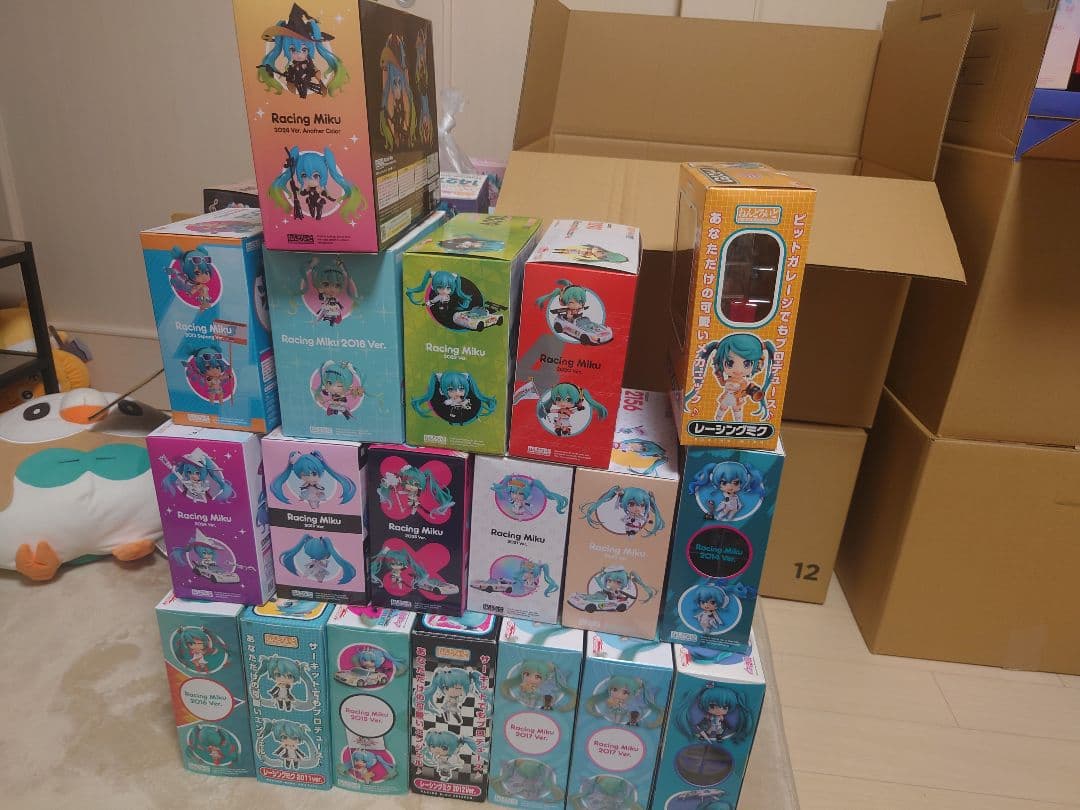 ねんどろいど　レーシングミク　まとめ売り