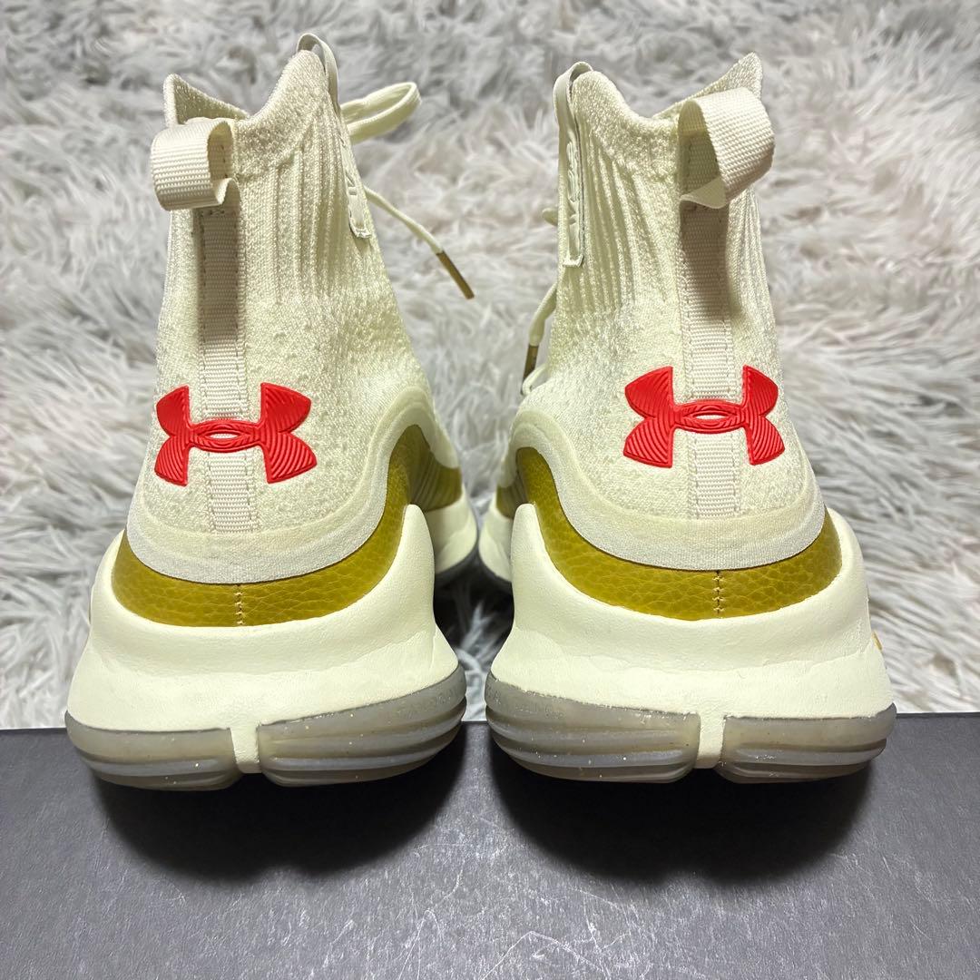 【美品】UNDER ARMOUR Curry 4 Retro Lemon
