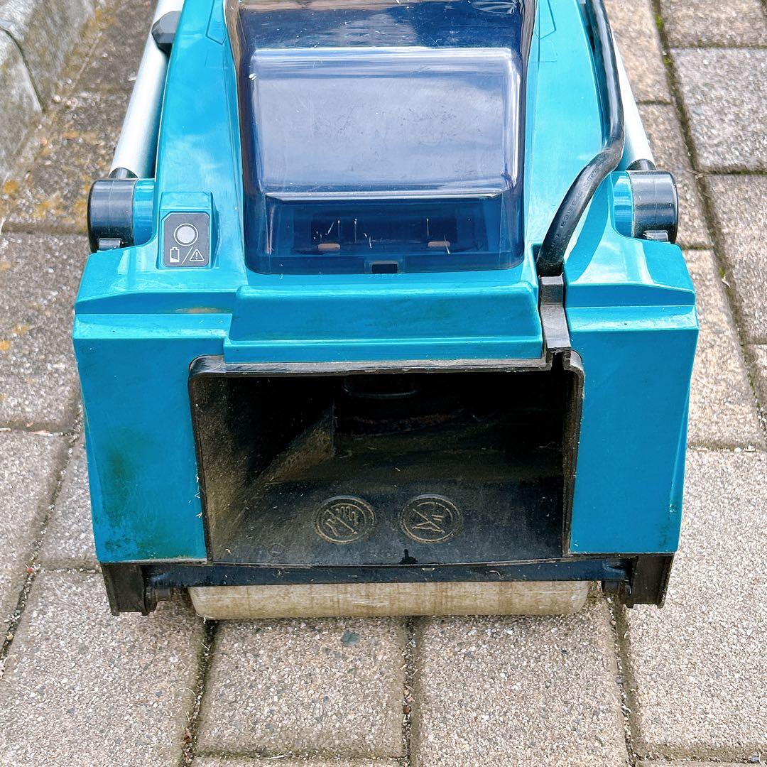 マキタ　充電式芝刈り機　MLM230D