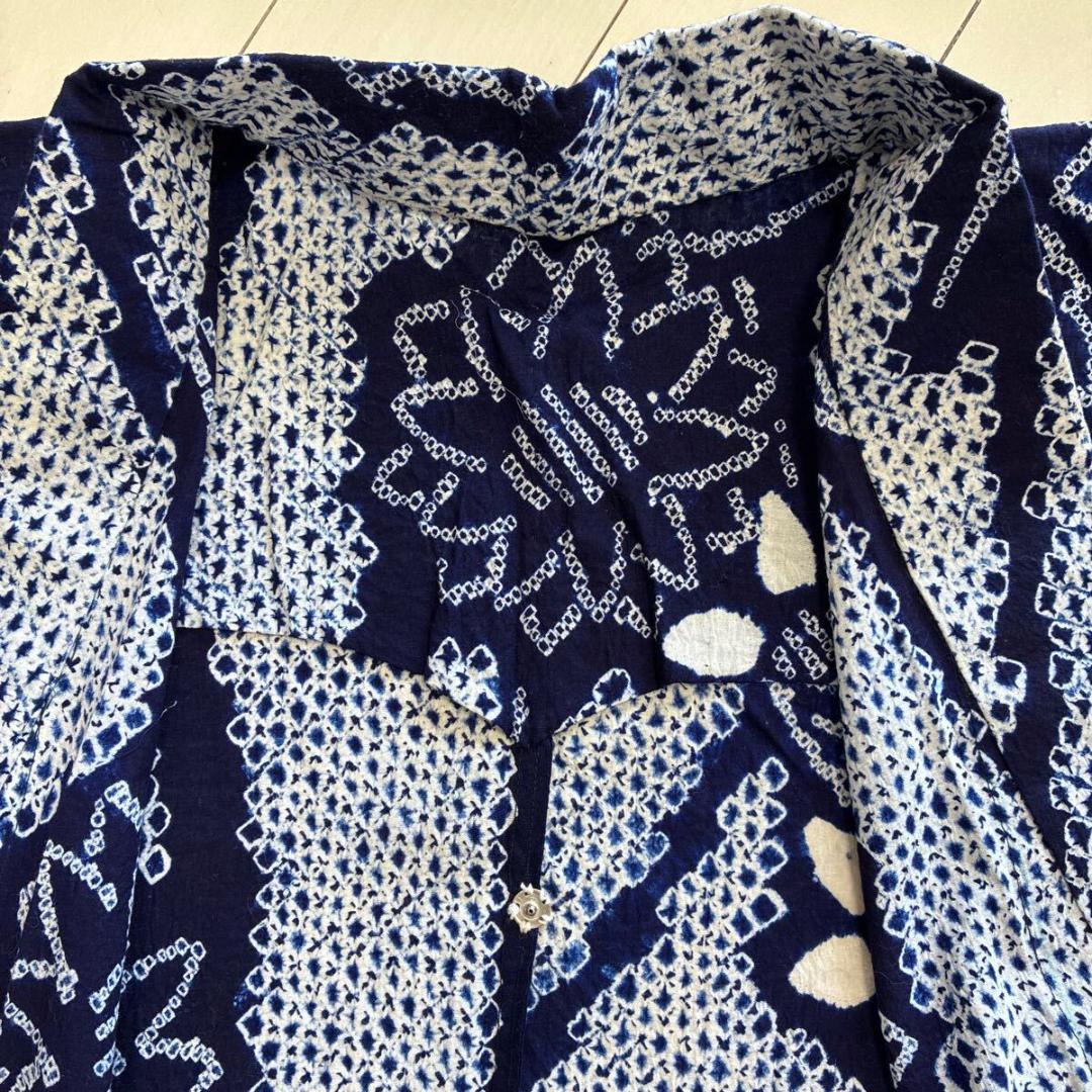 ■E4664■美品■木綿■藍染　有松鳴海絞り　縞に花柄　浴衣■丈166　裄丈67