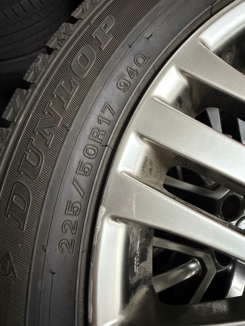クラウン　純正17インチホイール・スタッドレスタイヤ
