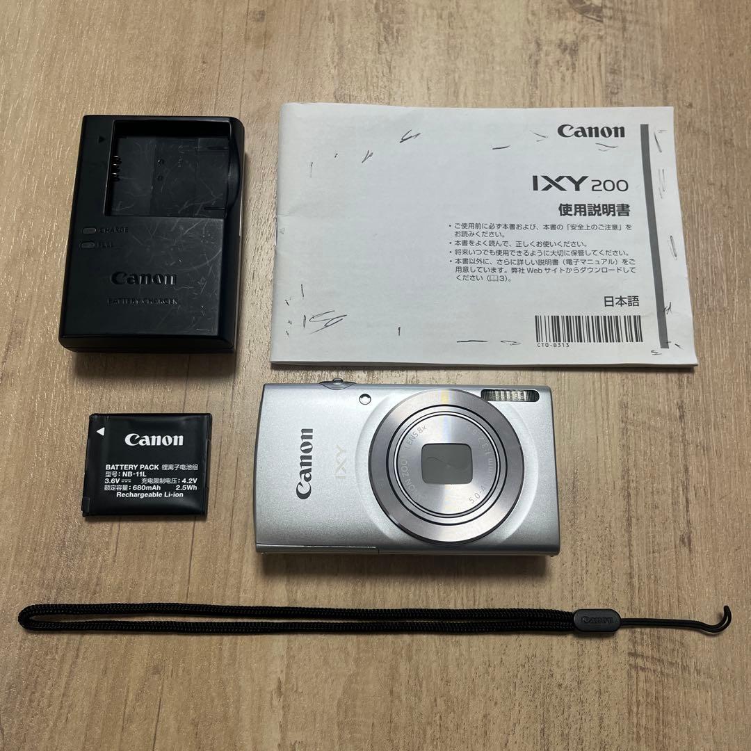 【動作確認済】Canon IXY 200 コンパクトデジタルカメラ　シルバー