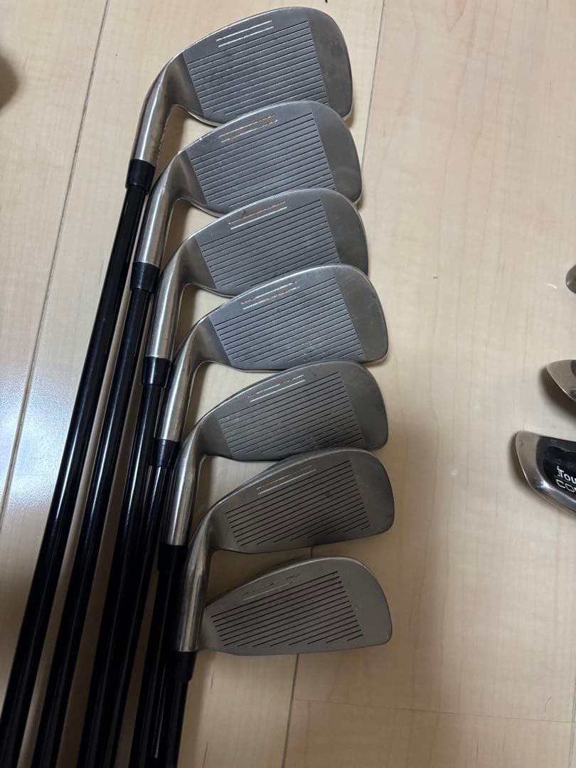 ゴルフクラブメンズフルセット　バッグ付き初心者、練習用　右利き