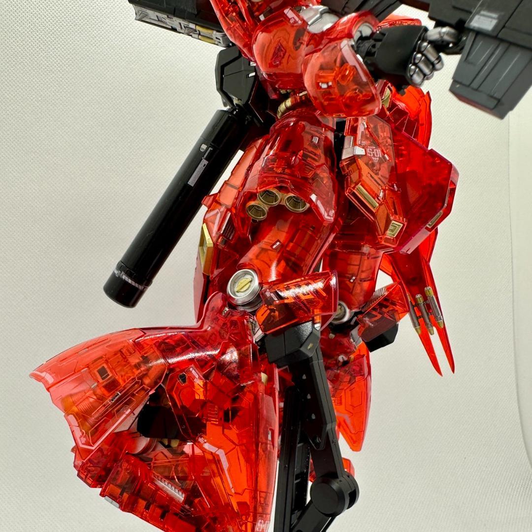【完成品】RG 1/144サザビー クリア（ガンダムベース限定）