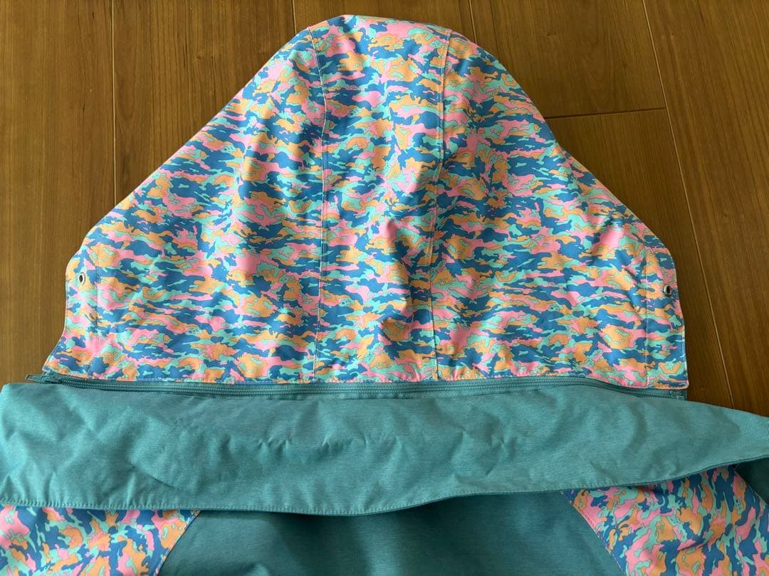 【お値下げ中】JEWEL×686スノーボードウェア Mサイズ　高機能