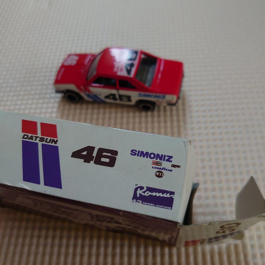 トミカ ダットサン ブルーバード