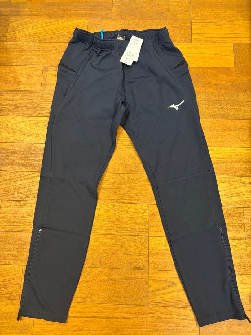 【新品未使用】ミズノ　ウォームアップパンツ　Lサイズ