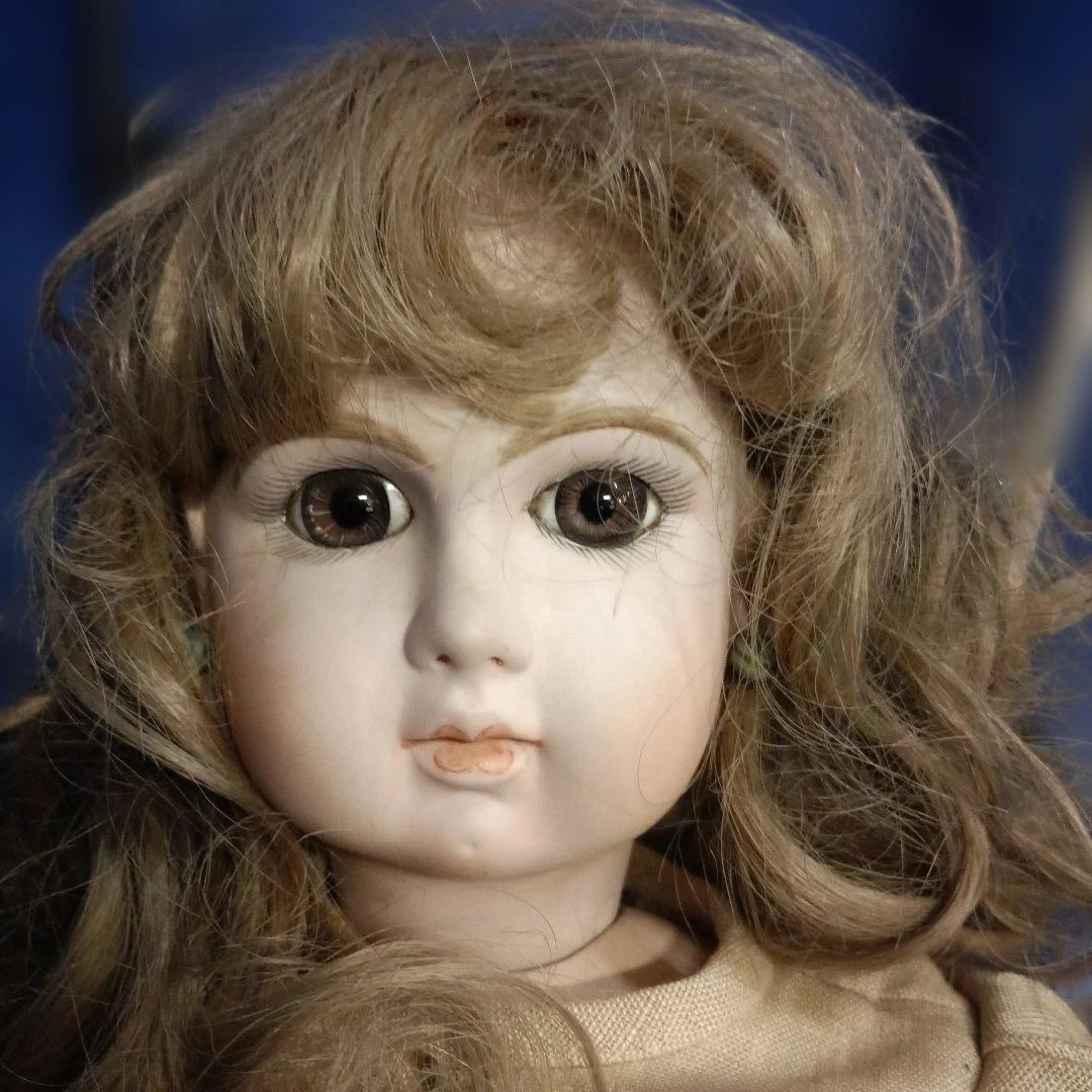 5226)アオイドール　AOI DOLL　ビスクドール？