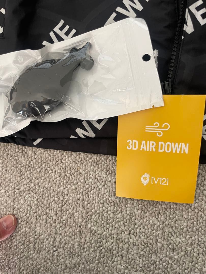 値下げ‼️VTWELVE 3Dエアダウン ベスト