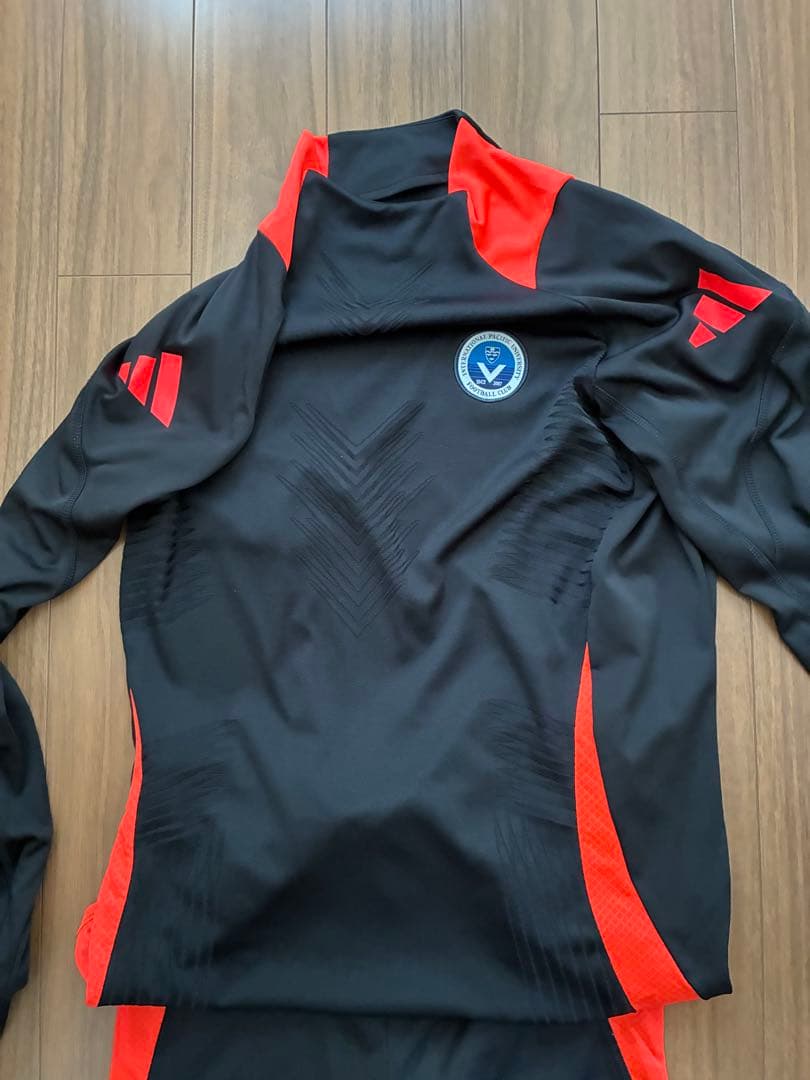 環太平洋大学サッカー部　ウェア 上下セット