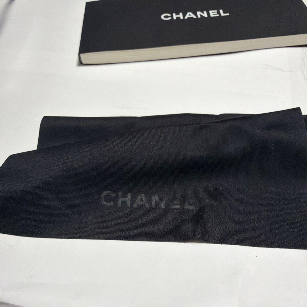 CHANEL ブラック キャットアイ サングラス