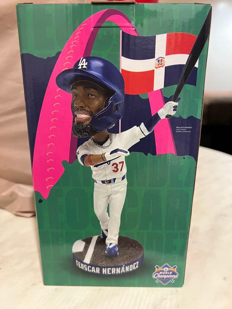 ドジャース　TEOSCAR HERNANDEZ ボブルヘッド