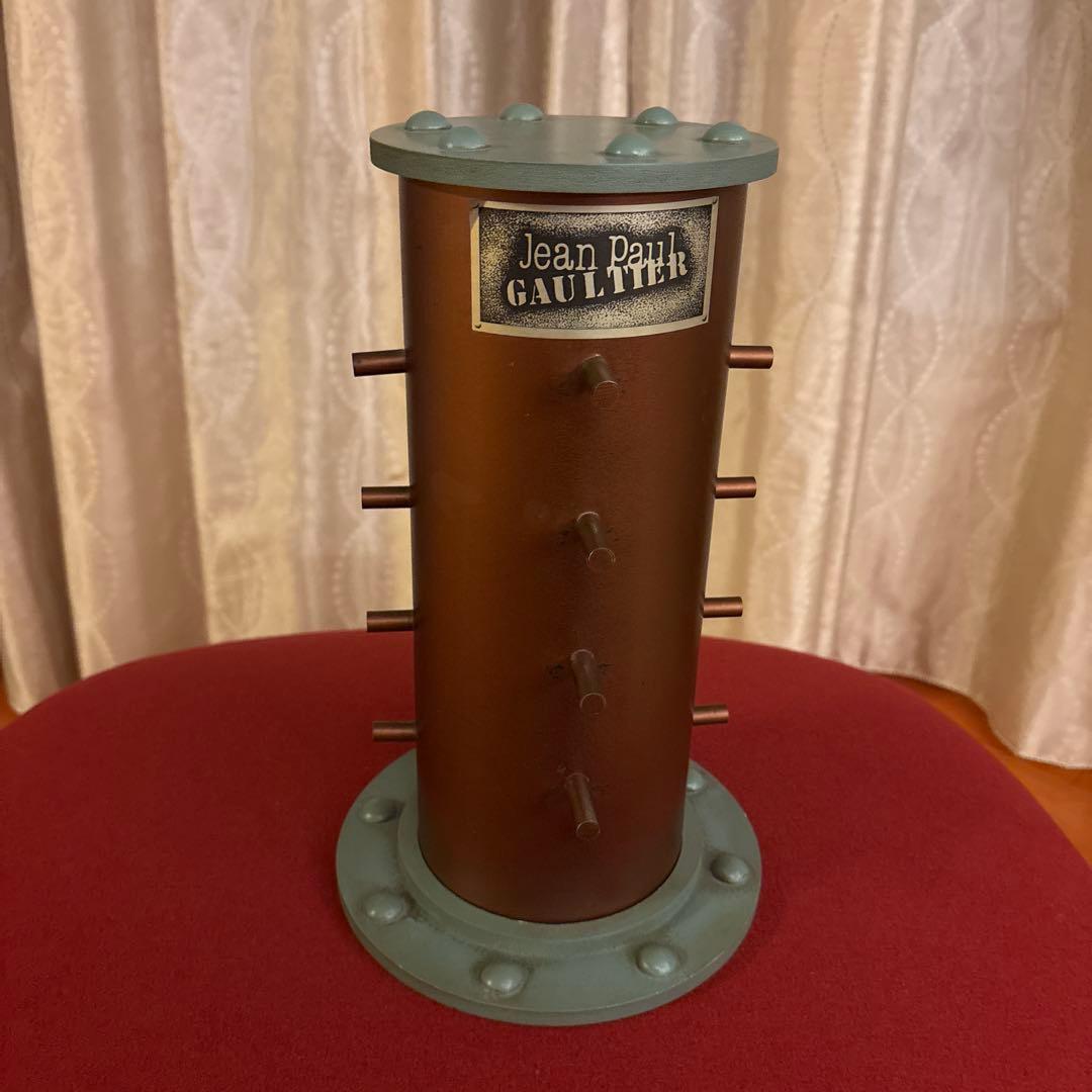 JeanPaulGAULTIERメガネ装飾台