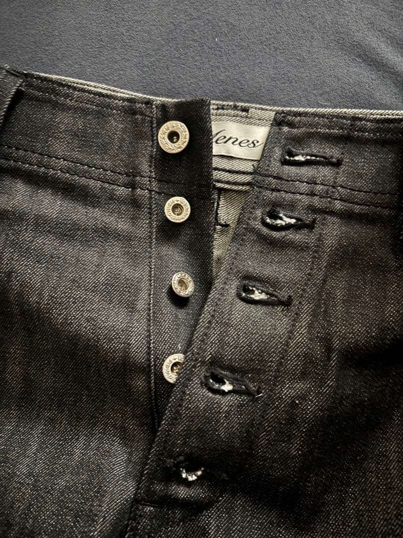 パンツ MENES Okayama Raw Loose Fit Jeans Black