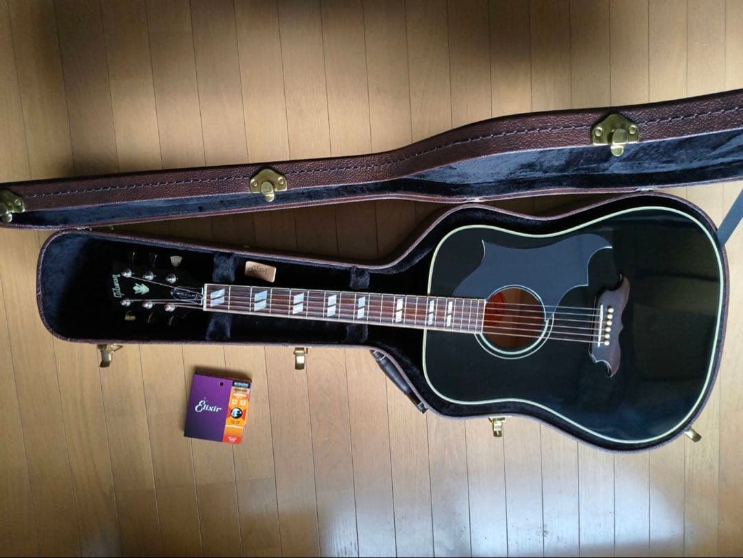 Gibson Elvis Dove Special Edition 2009年製