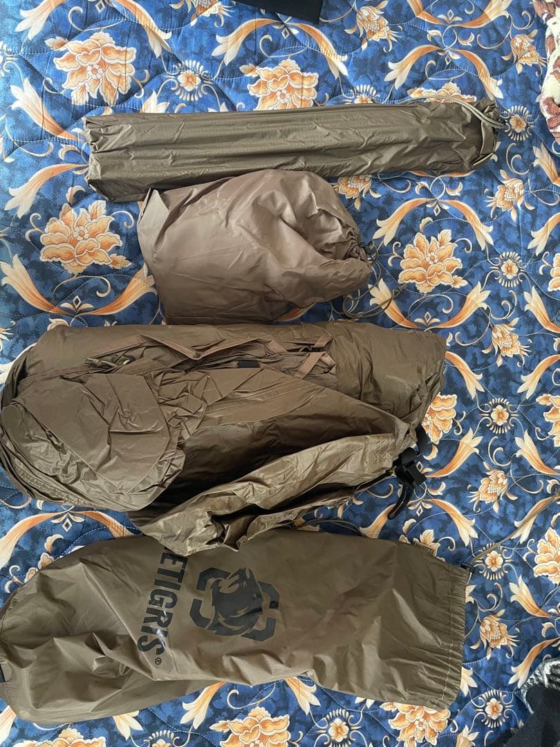 ETIGRIS キャンプテント オリーブグリーン