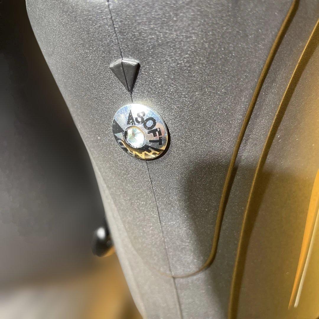 幅広軽量ROXAロクサBOLD80 27.0-27.5cm初中級者向け