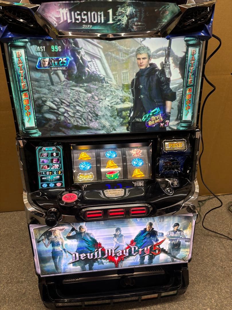 6号機 デビルメイクライ5 実機 家庭用フルセット！