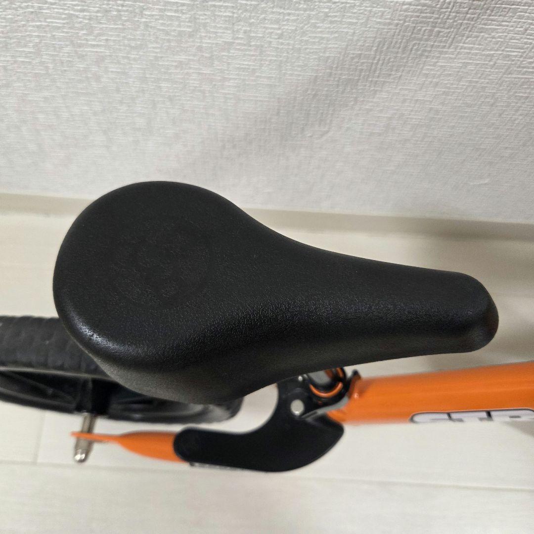 【正規品】STRIDER スポーツモデル 12インチ　オレンジ　日本正規品