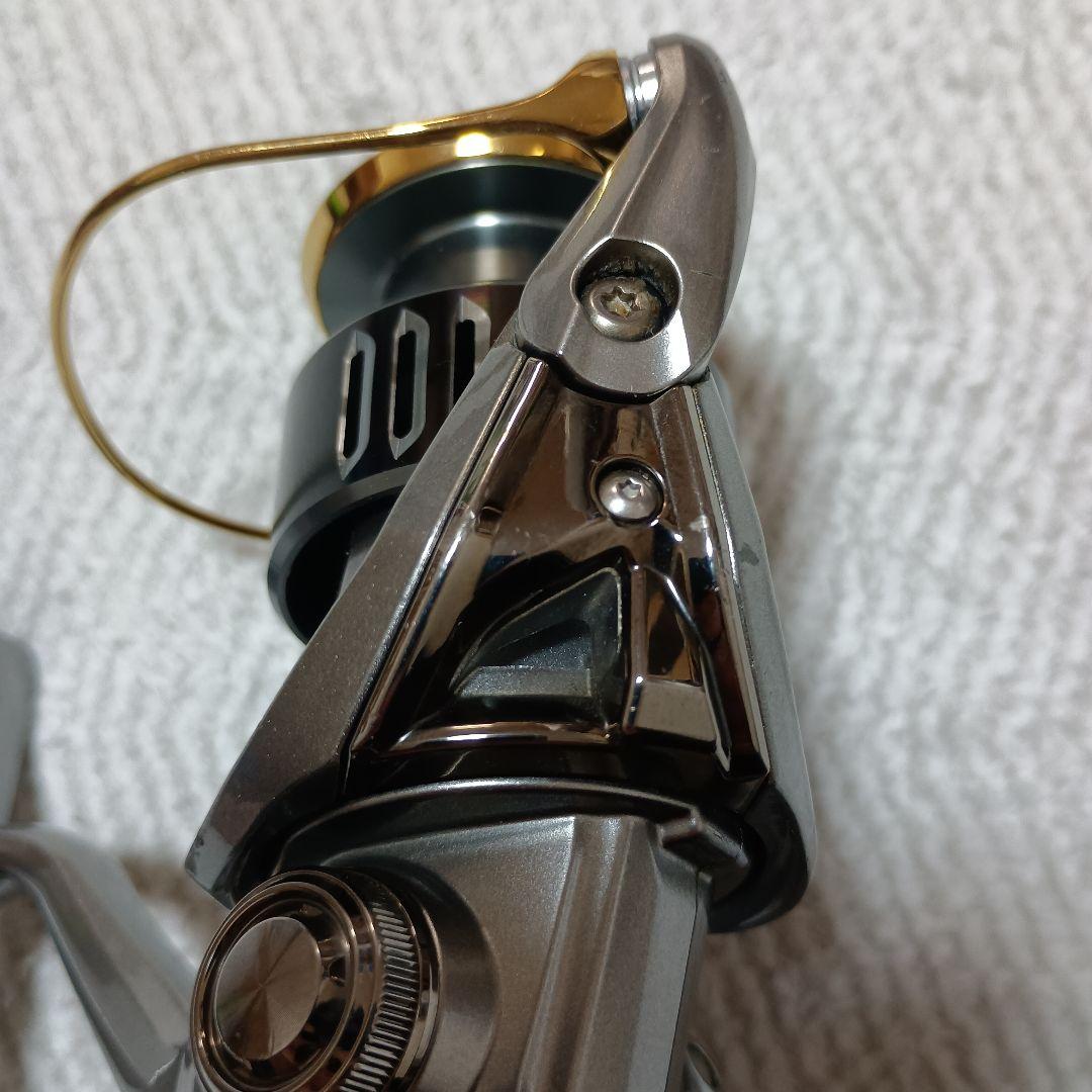 SHIMANO 15TWIN POWER C3000XG スピニングリール