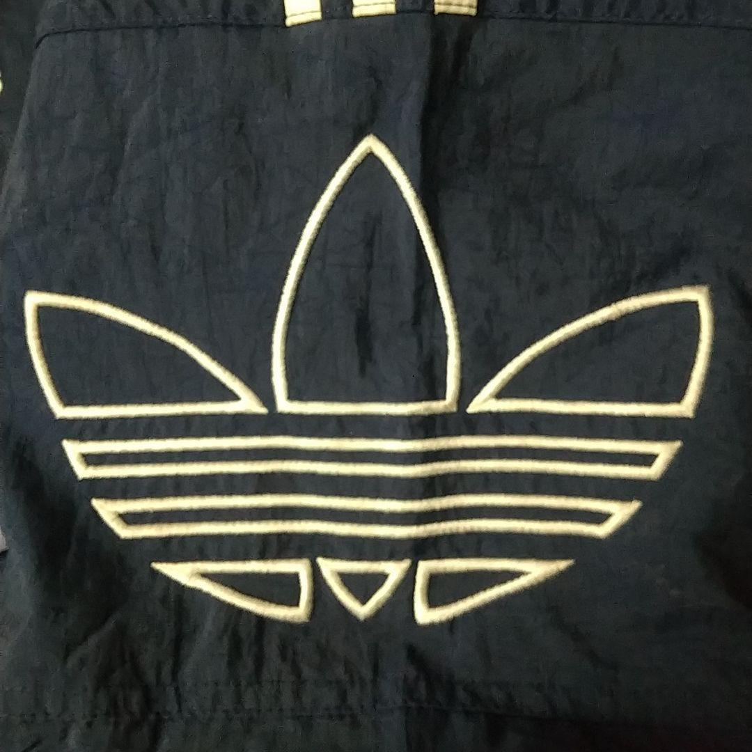 90s アディダス 刺繍ロゴ アームロゴ スリーライン 中綿 ナイロンジャケット