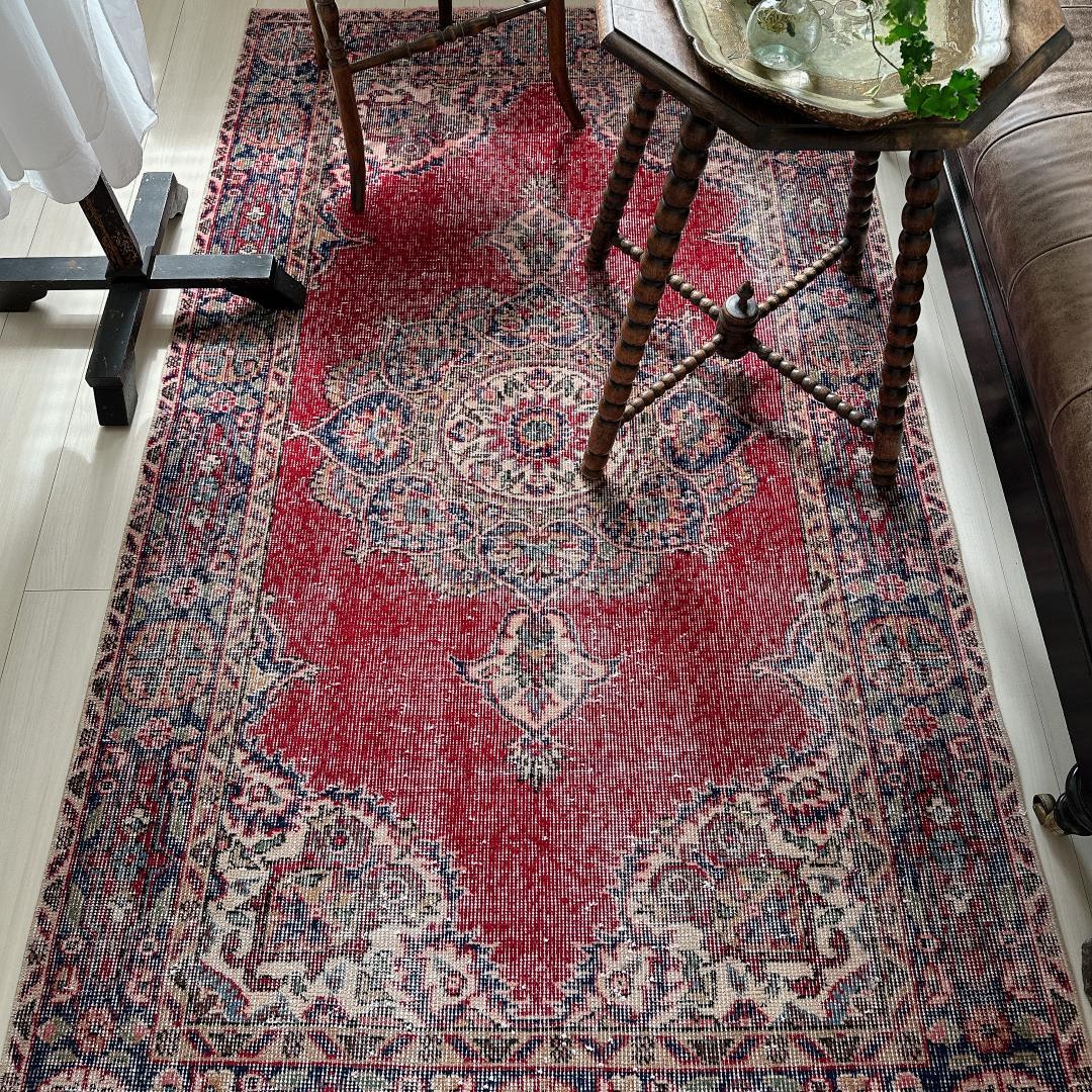 トルコヴィンテージラグ A61 レア レッド ネイビー ブルー グリーン