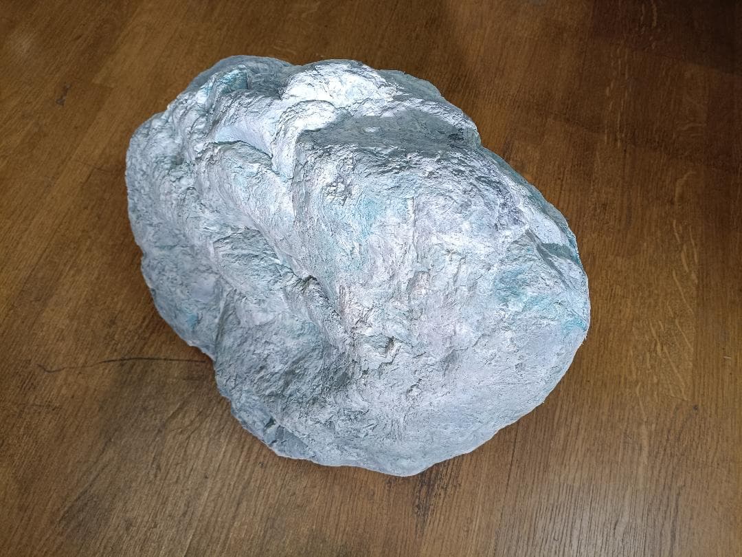 擬岩　人工石　軽くて丈夫FRP製　アート　オブジェ