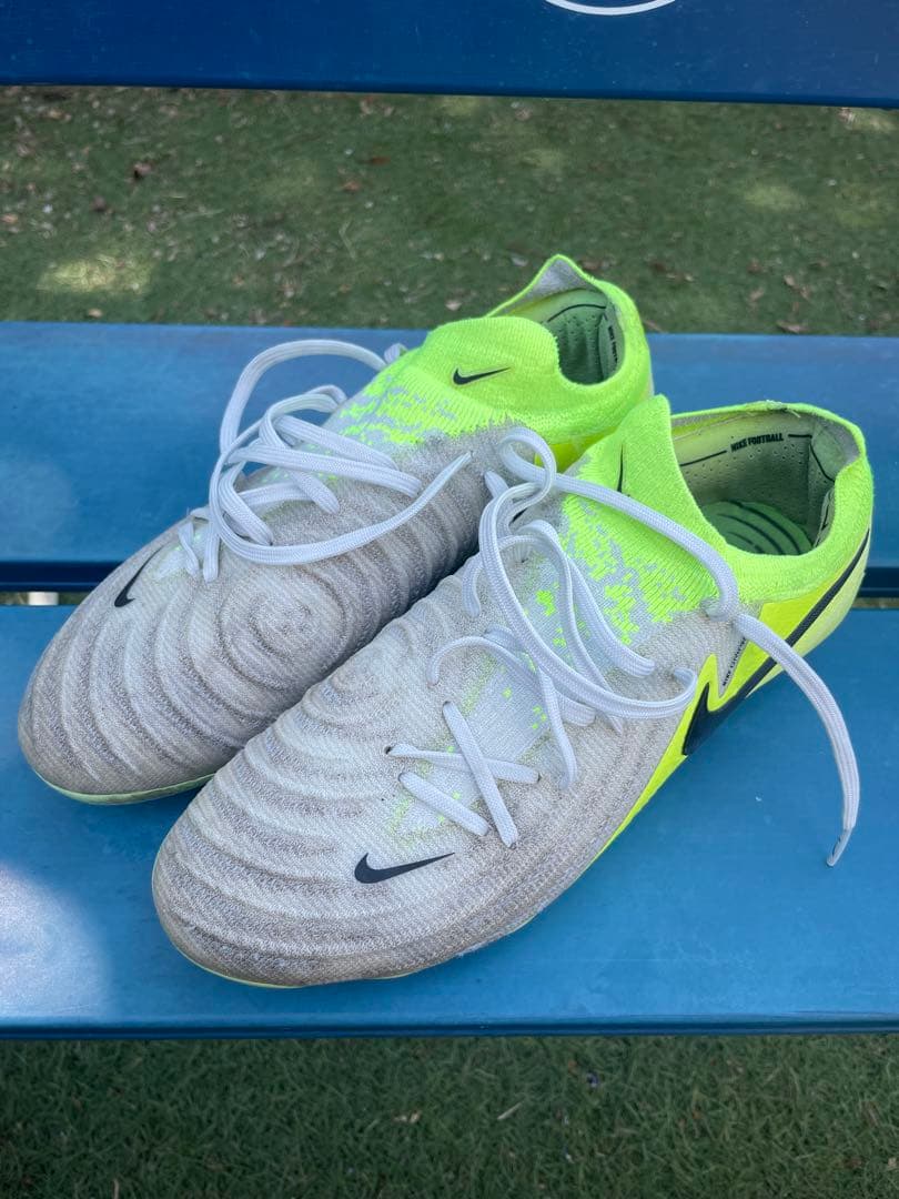 ナイキ ファントムGX2 エリートAG 25.5