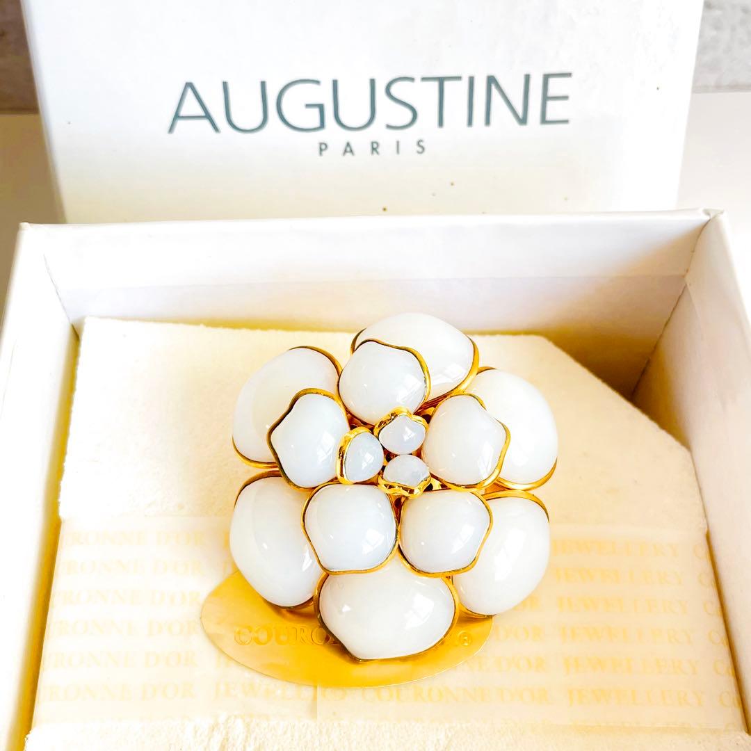 美品 AUGUSTINE ガラス カメリア ブローチ ペンダントヘッド ホワイト