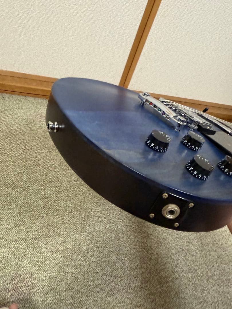 ギブソン　Les Paul Studio Faded 2011年