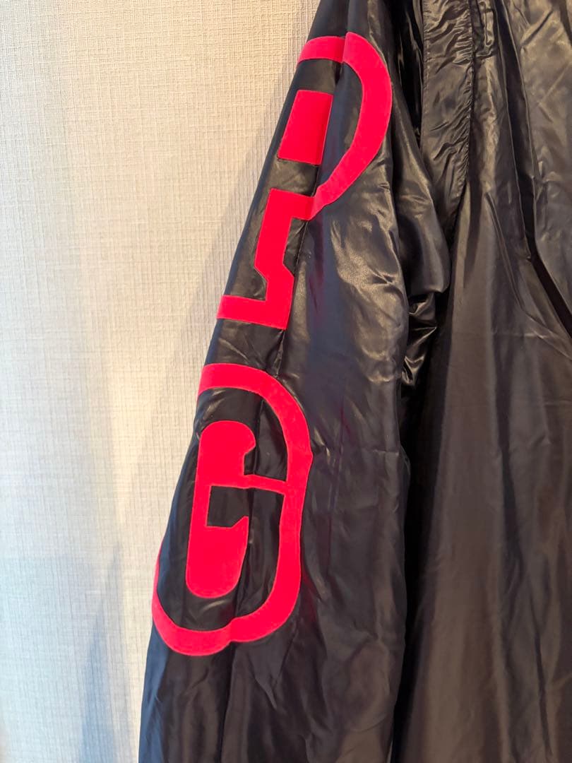 パーリーゲイツRady トップス 89 赤腕がファスナーで取れベストにも