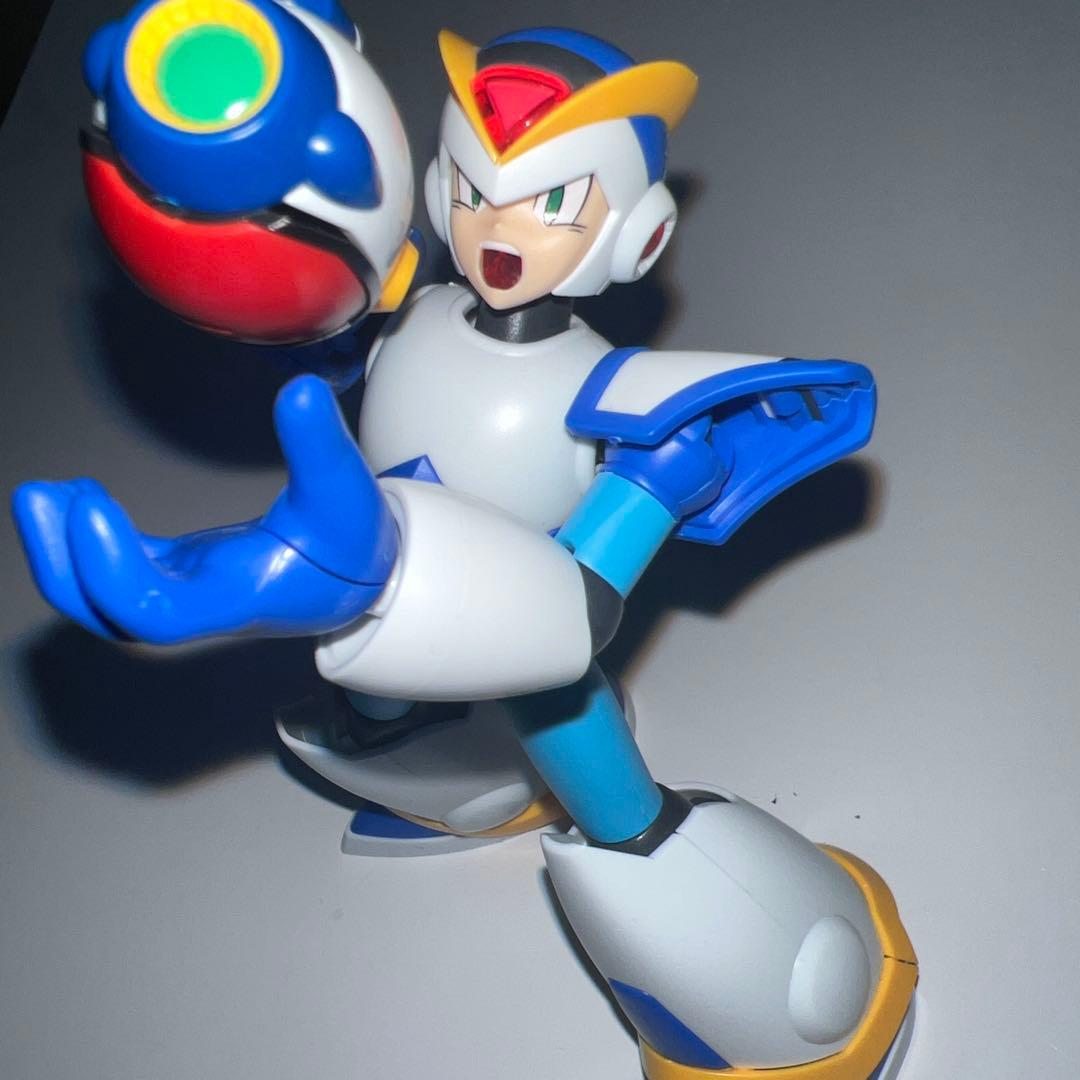 【組立済】ロックマン コトブキヤ X エックス フルアーマー