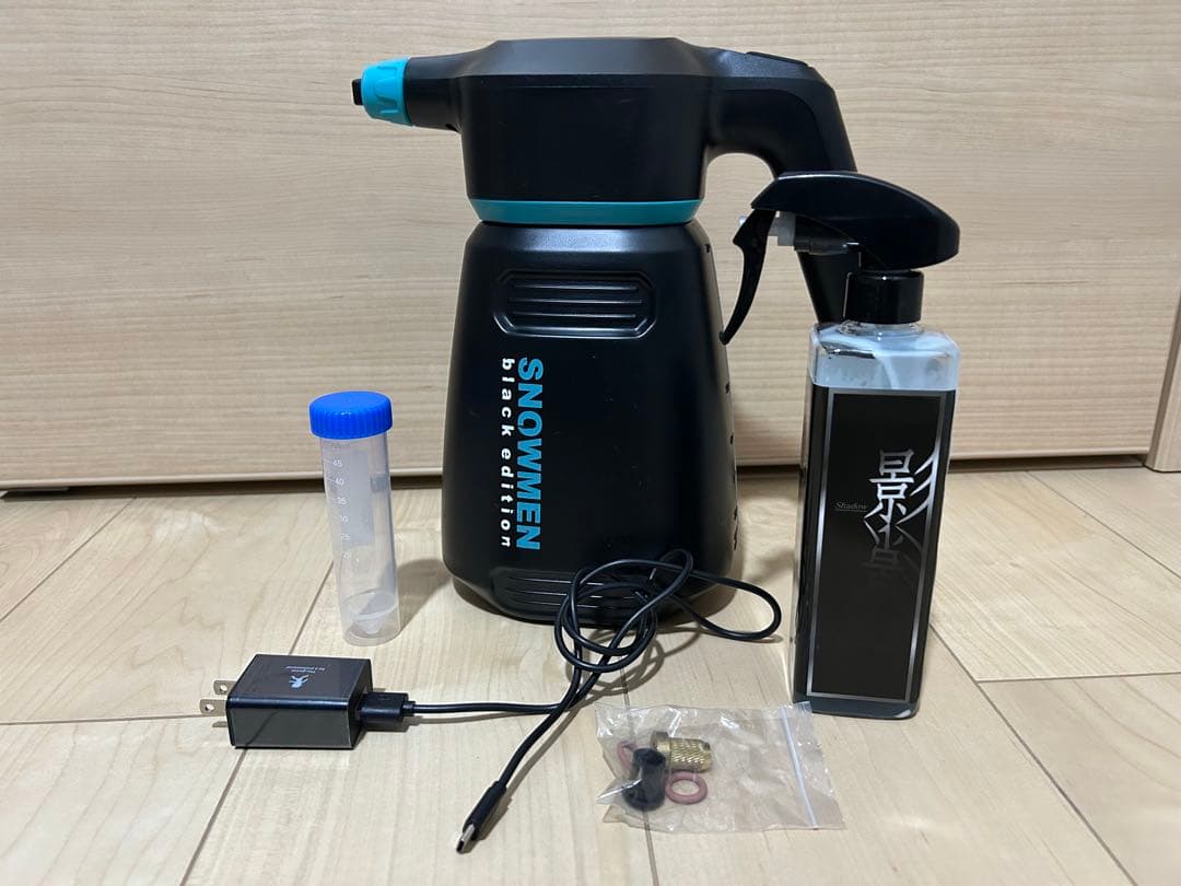 【シャドウ付き】ながら洗車 スノーメンブラック 自動泡噴霧器