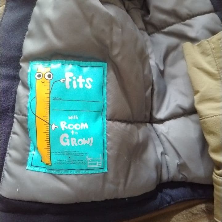 バートン　キッズウェア上下セット　スノボ　2T ご希望あればインナー付けて３点