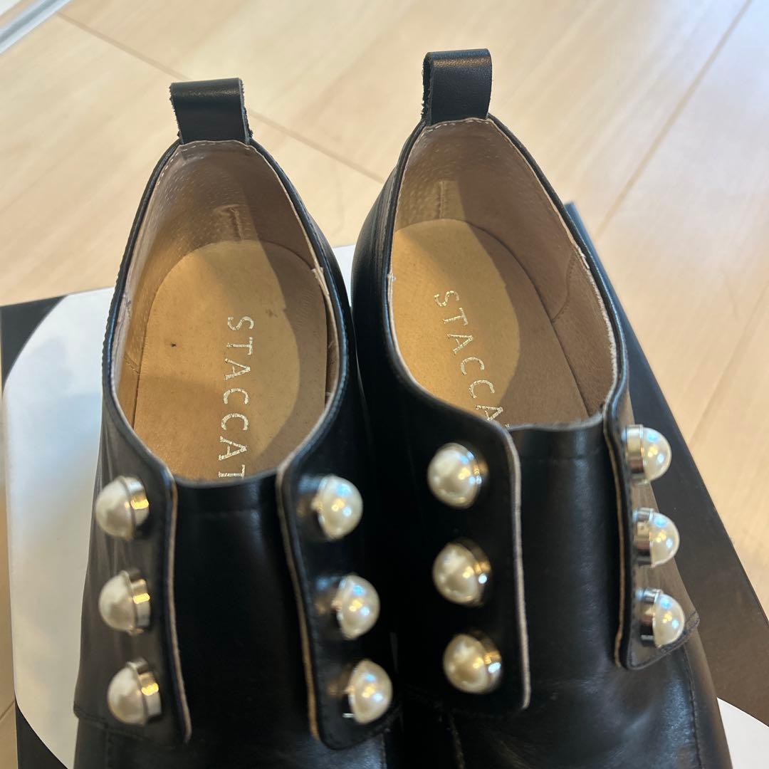STACCATO スタッカート メイジーパールプラットフォーム　黒　厚底　25㎝