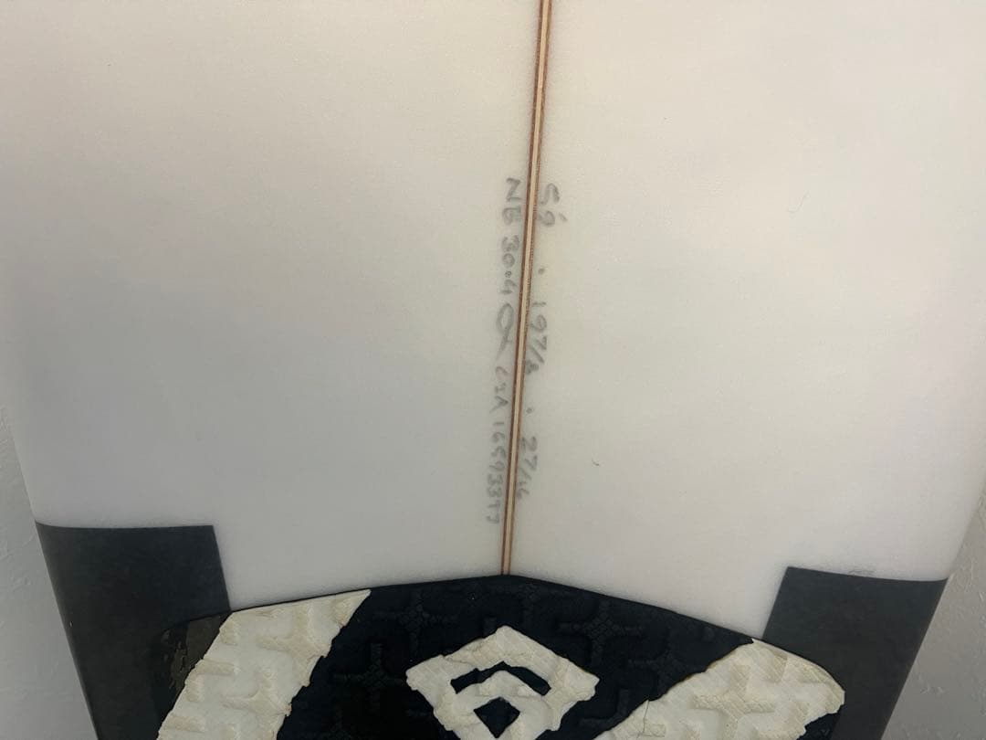 専用商品4/27まで アルメリック　ネックビアード 5.9\" ショートボード