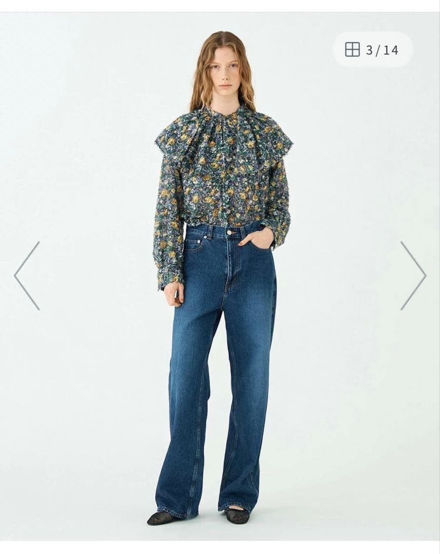 完売品　ラメカットジャカード ワイドカラーブラウス　SOULEIADOO