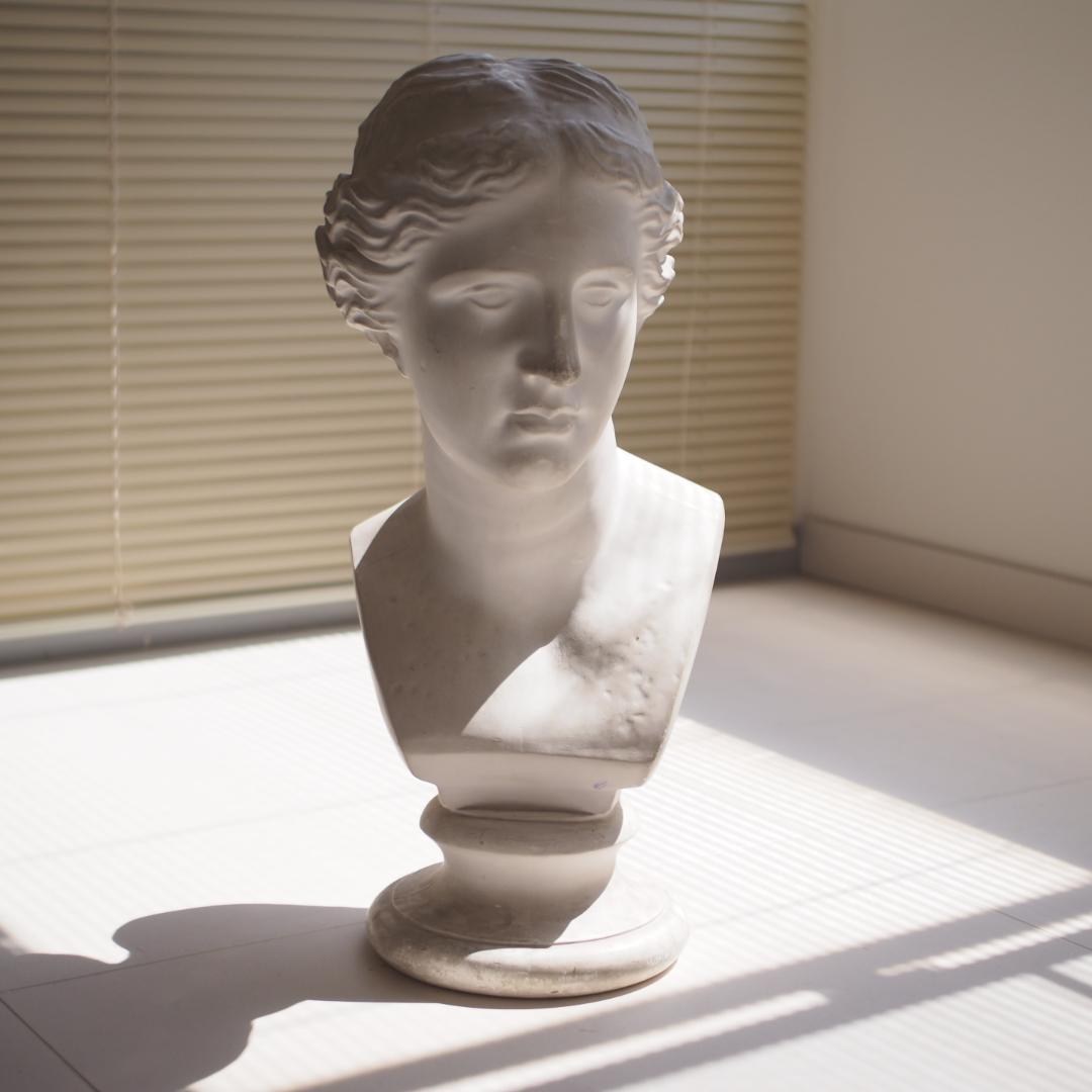 ミロのヴィーナス胸像 石膏像 美術品