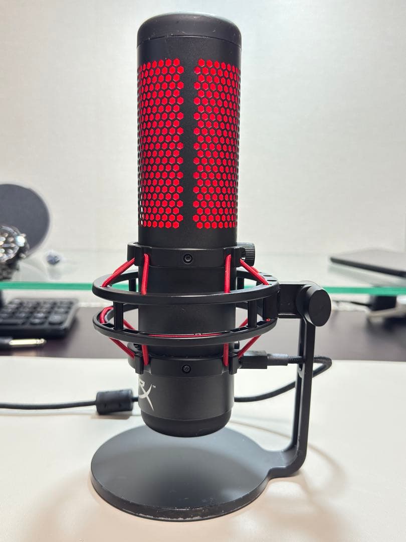 HYPERX QUADCAST コンデンサーマイク 赤黒USB接続　ゲーミング