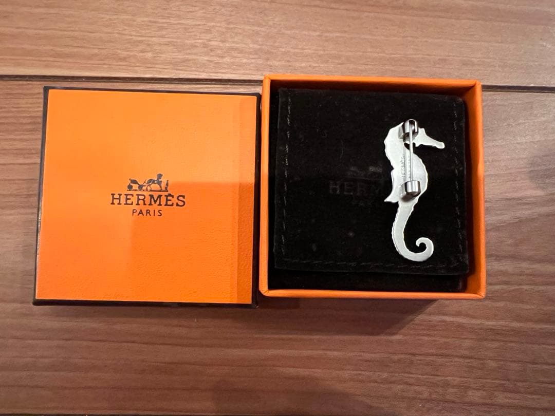 HERMES エルメス タツノオトシゴ アクセサリー ブローチ メタル シルバー