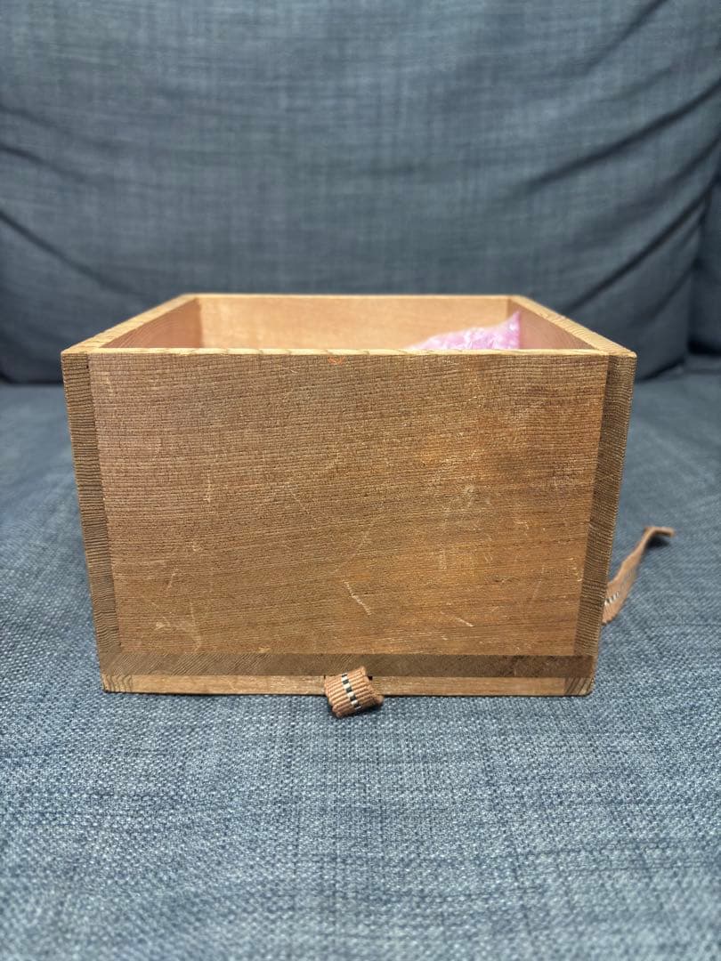 貫入 釉 薄桃色 茶碗 【作家印あり】