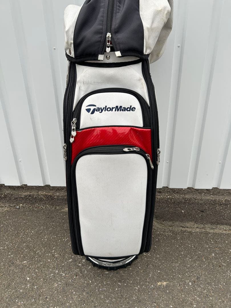TaylorMade キャディバッグ