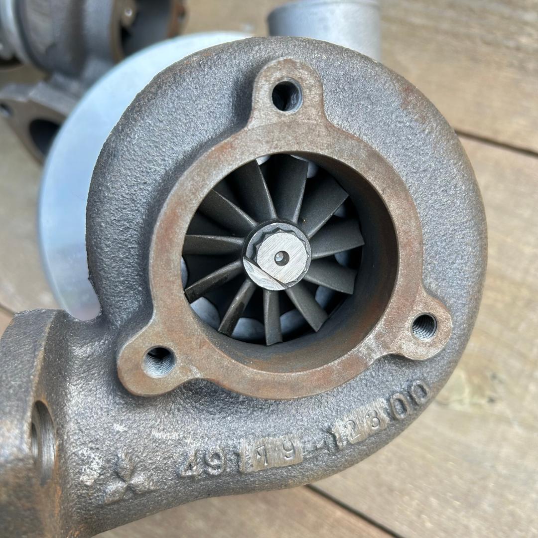 HKS　ツインターボ　TD06-20G