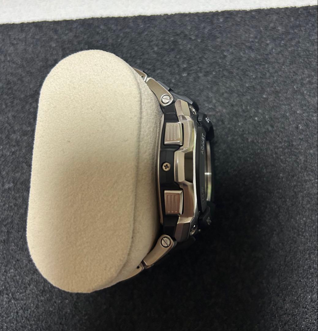 CASIO　G-SHOCK　MTG-1500　 超美品　ほぼ新品。