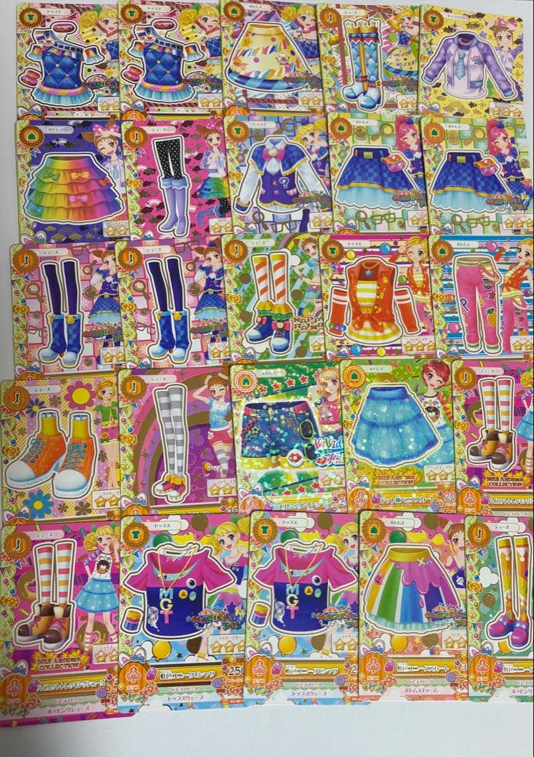 アイカツカード　初期　約300枚　まとめ売り