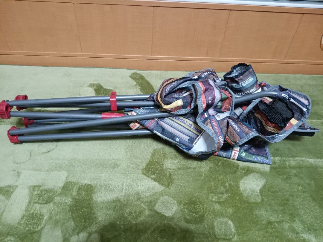 【Coleman × BEAMS】コラボ リゾートチェア ブック オレンジ