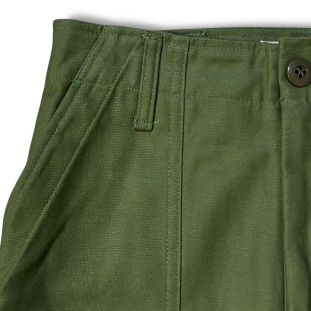 【試着のみ】シンゾーン　ベイカーパンツ　カーキ　32