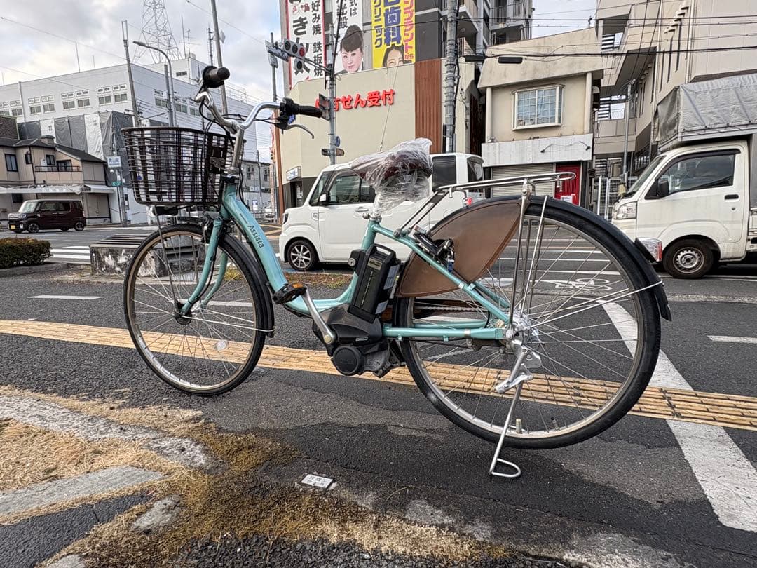 中古ブリヂストン電動アシスト自転車　8.7Ah 大阪　002番