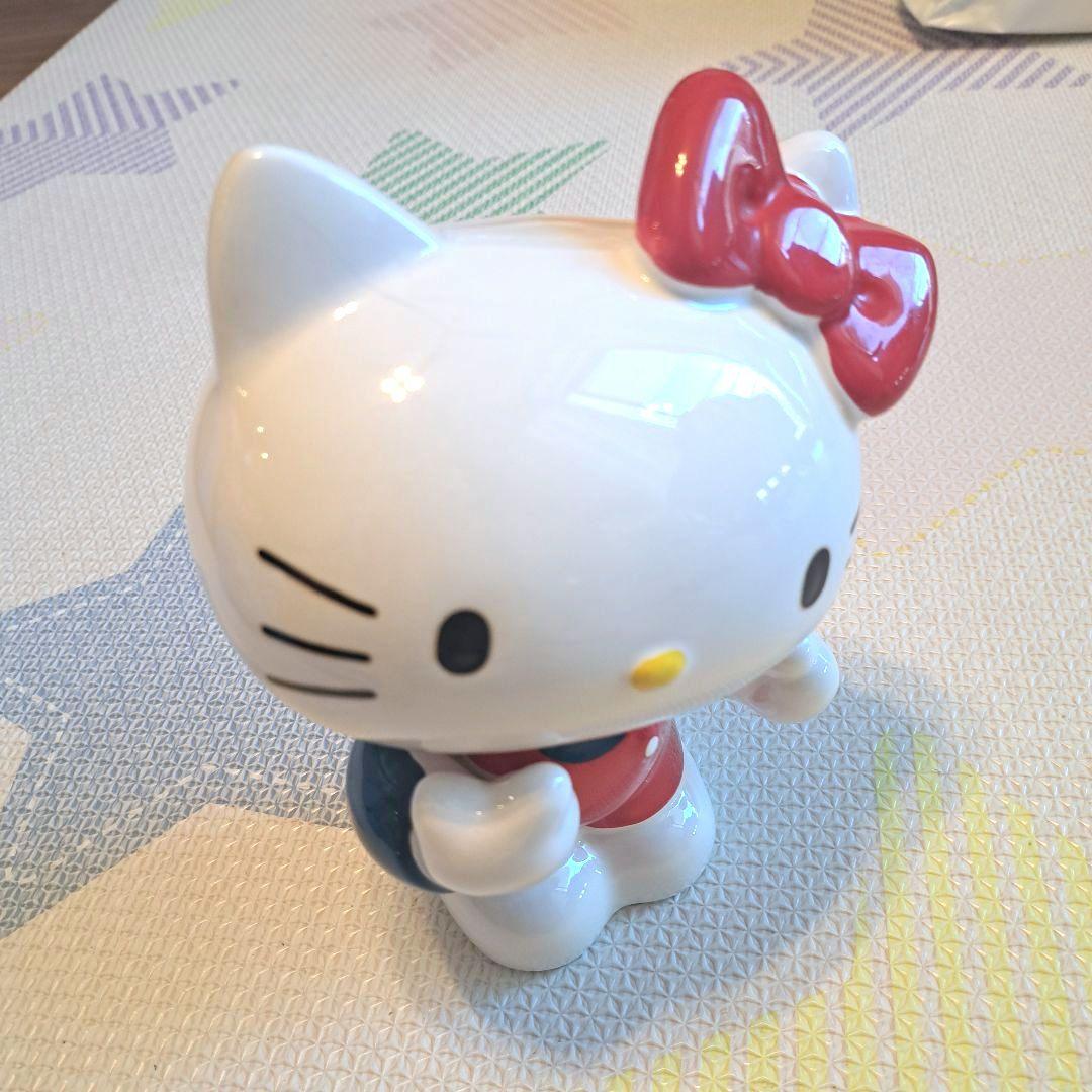 ハローキティ　陶器　貯金箱 立体　フィギュア　バンク　置物　レトロ
